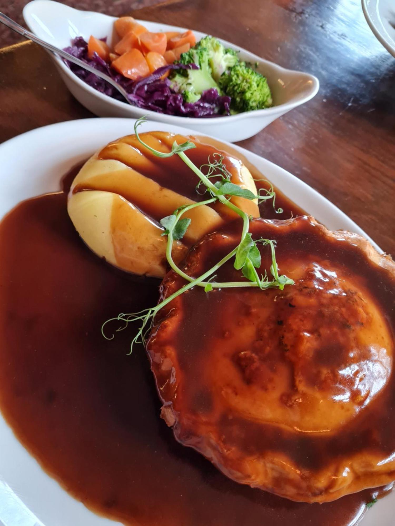 Kings Arms Hotel Sandwich Bagian luar foto