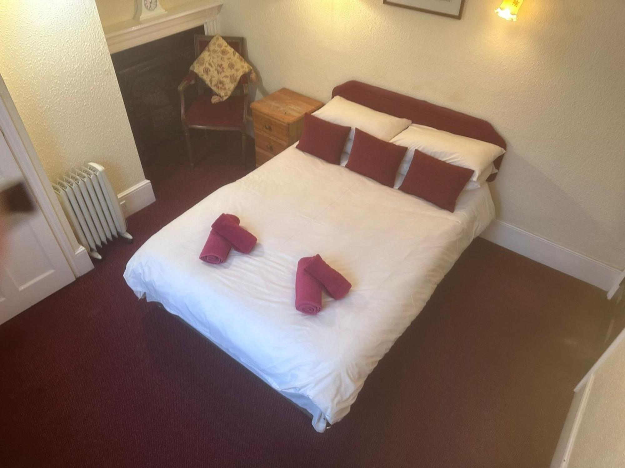 Kings Arms Hotel Sandwich Bagian luar foto
