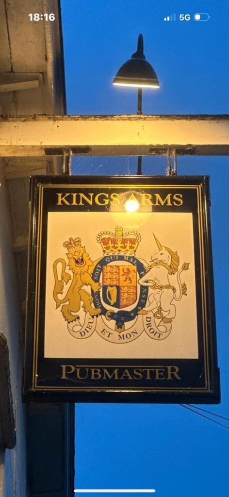 Kings Arms Hotel Sandwich Bagian luar foto