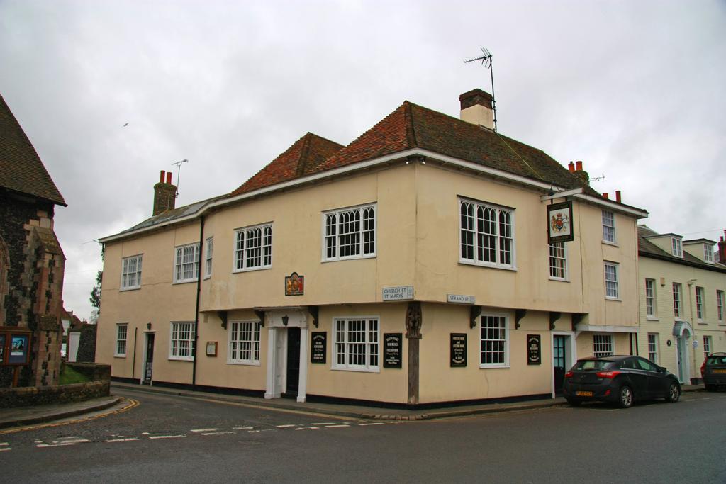 Kings Arms Hotel Sandwich Bagian luar foto